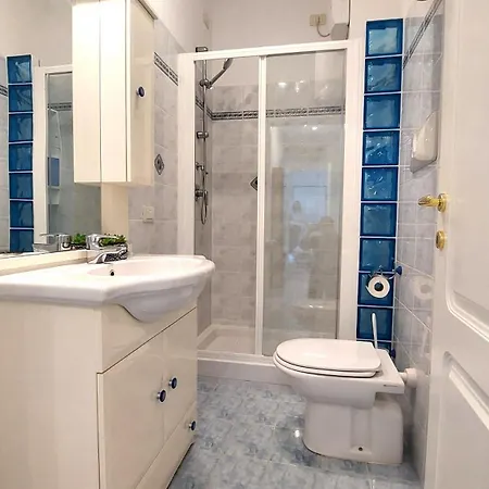 Gp Sea House אלגהרו